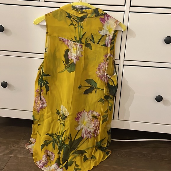 Floral tank top - Picture 2 of 2